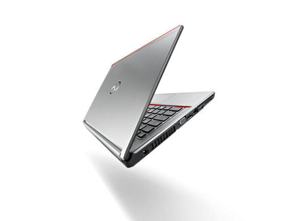 Fujitsu Lifebook E753 5