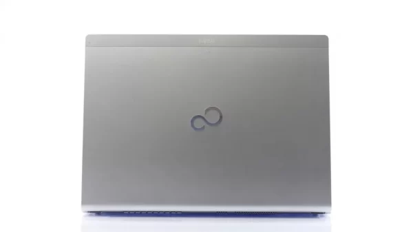 Лаптоп Fujitsu LifeBook UH552 втора употреба