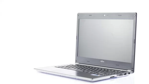 Лаптоп Fujitsu LifeBook UH552 втора употреба